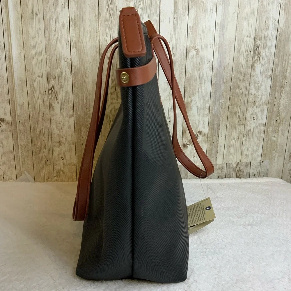 Bass shoulder purse